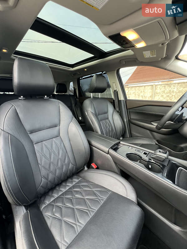 Внедорожник / Кроссовер Nissan Rogue 2021 в Белой Церкви