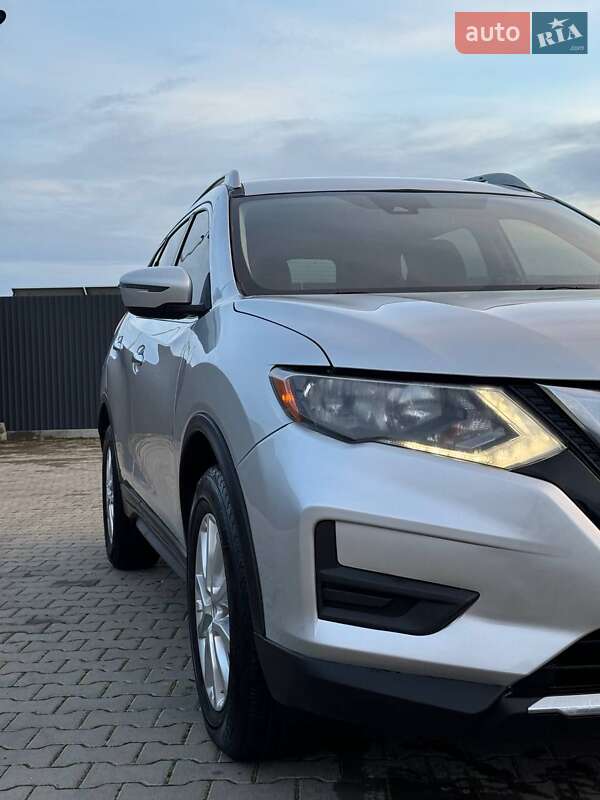 Внедорожник / Кроссовер Nissan Rogue 2019 в Хмельницком