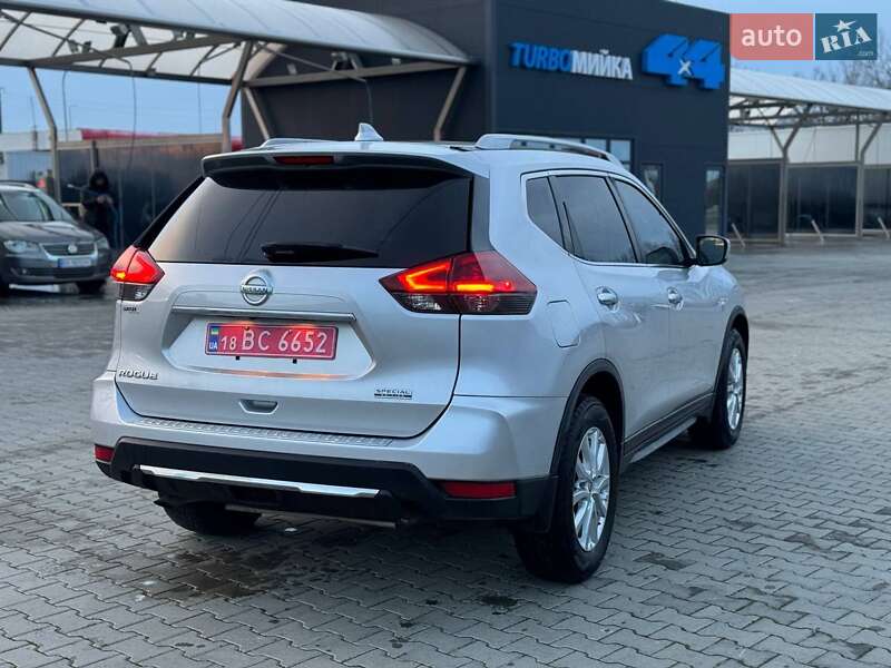 Внедорожник / Кроссовер Nissan Rogue 2019 в Хмельницком