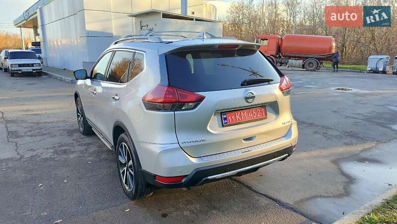 Внедорожник / Кроссовер Nissan Rogue 2020 в Полтаве
