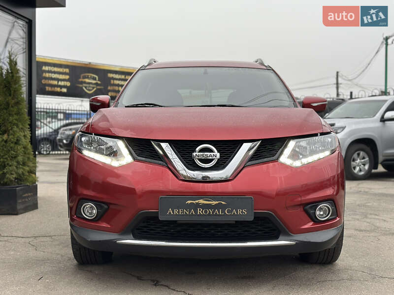 Внедорожник / Кроссовер Nissan Rogue 2015 в Харькове