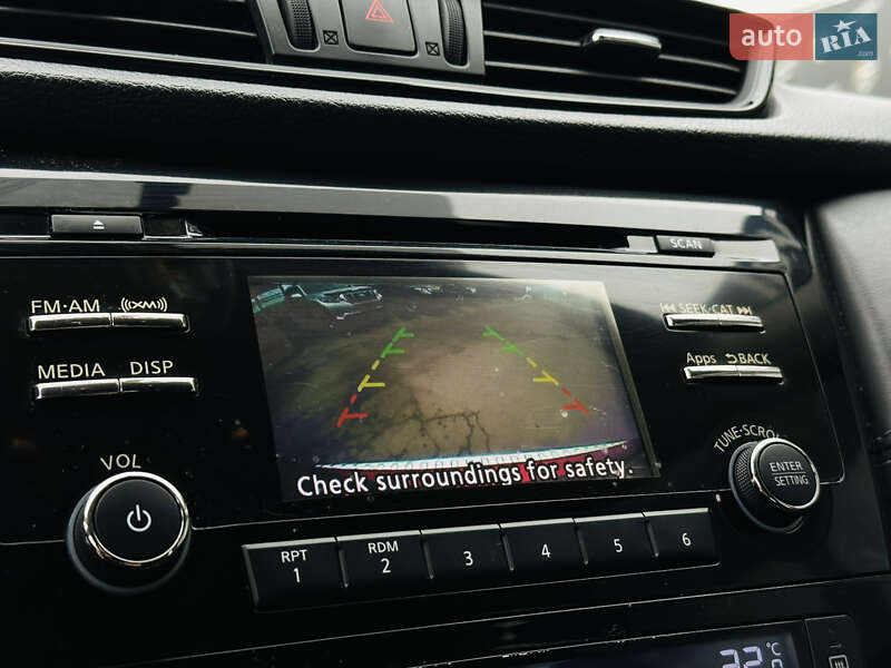 Внедорожник / Кроссовер Nissan Rogue 2015 в Харькове