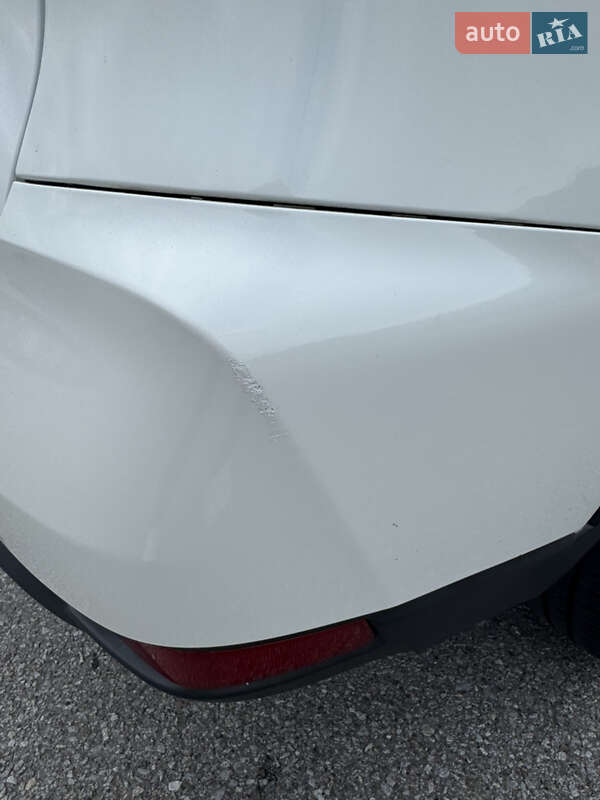 Внедорожник / Кроссовер Nissan Rogue 2016 в Мостиске