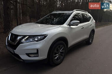 Позашляховик / Кросовер Nissan Rogue 2015 в Краснокутську