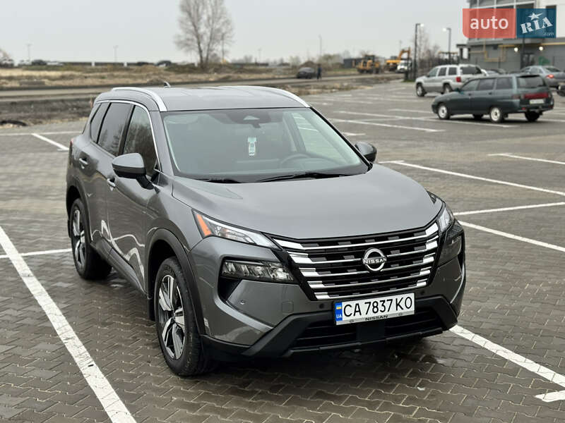 Nissan Rogue 2024