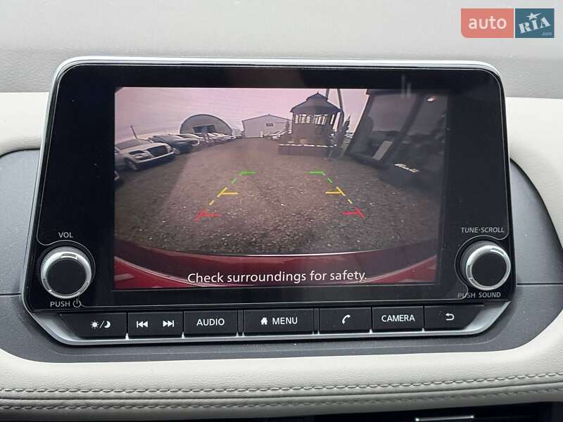 Внедорожник / Кроссовер Nissan Rogue 2022 в Луцке