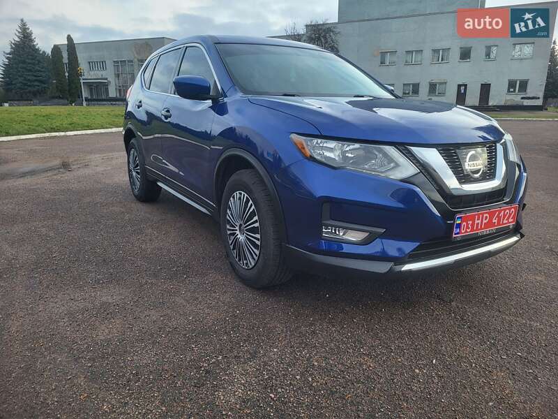 Внедорожник / Кроссовер Nissan Rogue 2017 в Ровно фото 5 Внедорожник / Кроссовер Nissan Rogue 2017 в Ровно