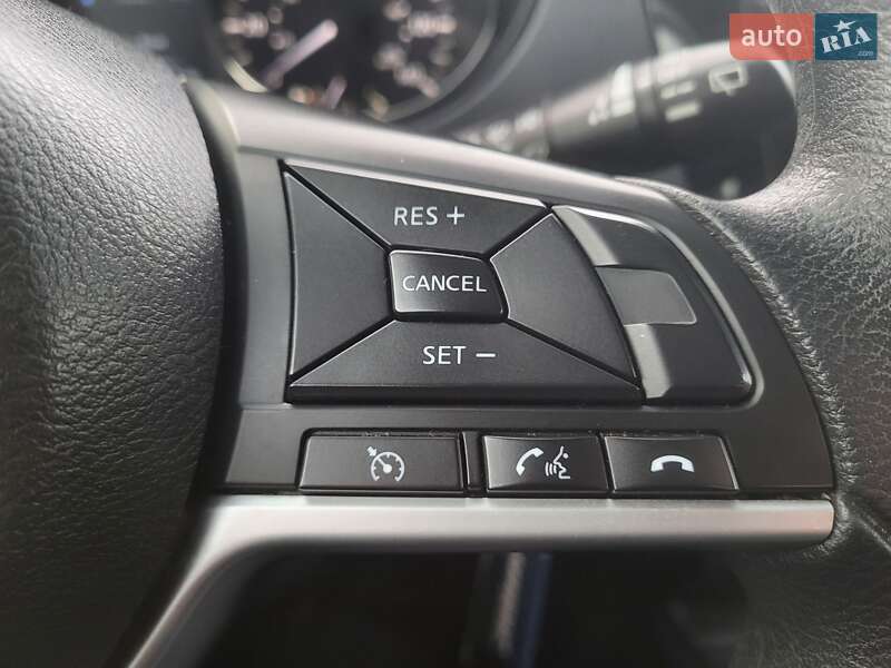 Внедорожник / Кроссовер Nissan Rogue 2017 в Ровно фото 19 Внедорожник / Кроссовер Nissan Rogue 2017 в Ровно