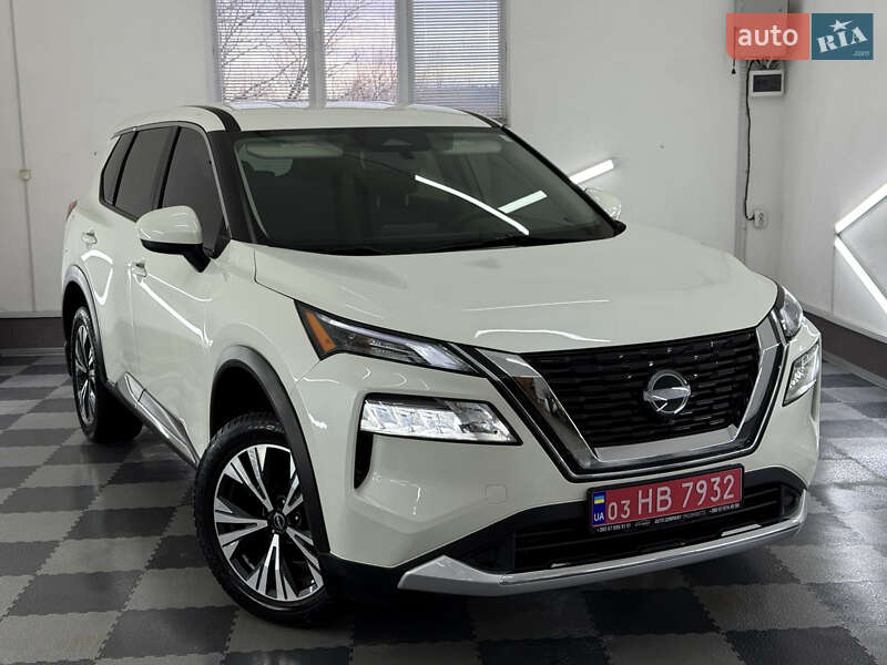 Позашляховик / Кросовер Nissan Rogue 2023 в Трускавці