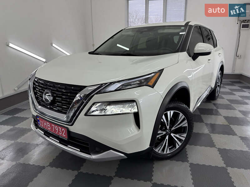 Позашляховик / Кросовер Nissan Rogue 2023 в Трускавці