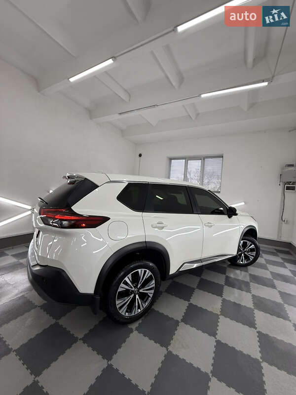 Позашляховик / Кросовер Nissan Rogue 2023 в Трускавці