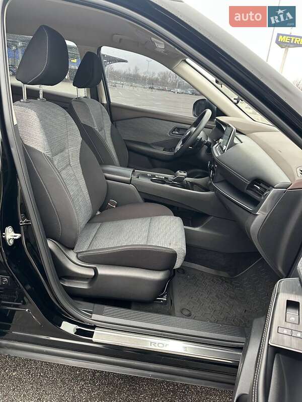 Внедорожник / Кроссовер Nissan Rogue 2021 в Запорожье