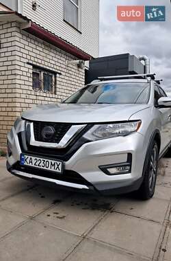 Внедорожник / Кроссовер Nissan Rogue 2018 в Киеве