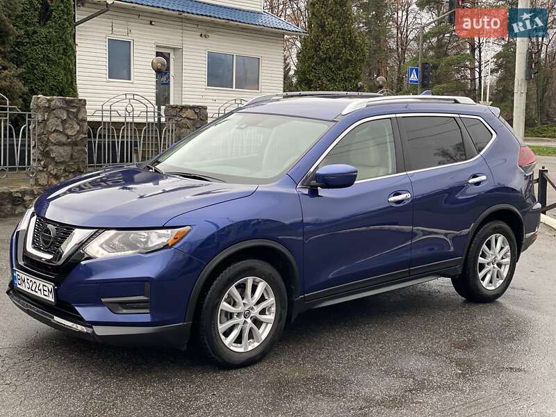 Внедорожник / Кроссовер Nissan Rogue 2020 в Сумах