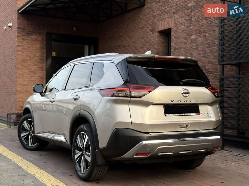 Позашляховик / Кросовер Nissan Rogue 2021 в Києві