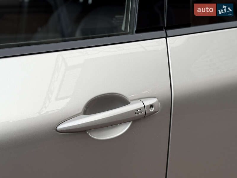 Позашляховик / Кросовер Nissan Rogue 2021 в Києві