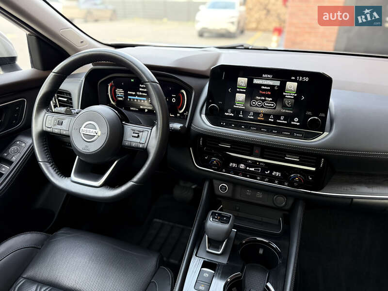 Позашляховик / Кросовер Nissan Rogue 2021 в Києві