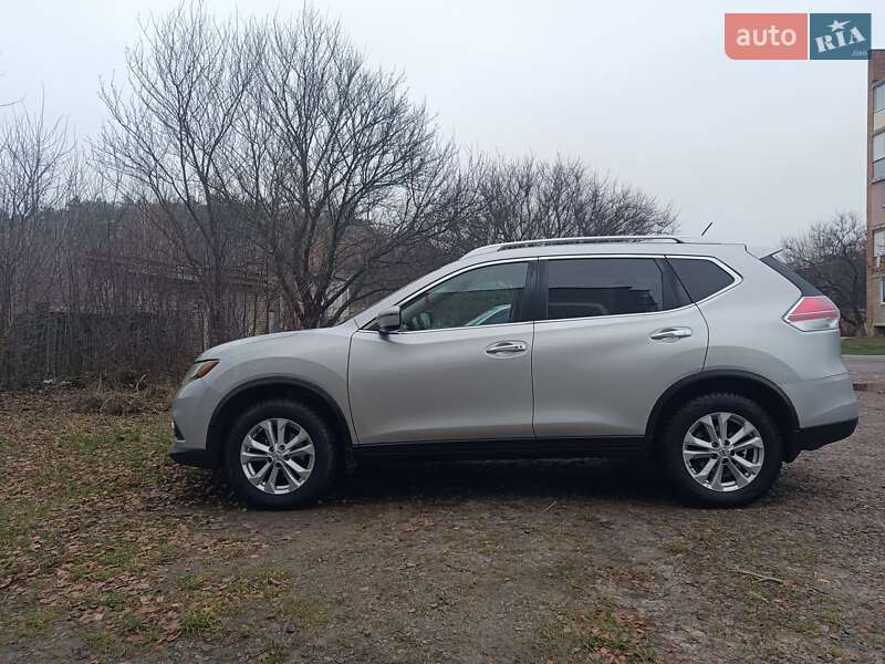 Позашляховик / Кросовер Nissan Rogue 2016 в Ніжині