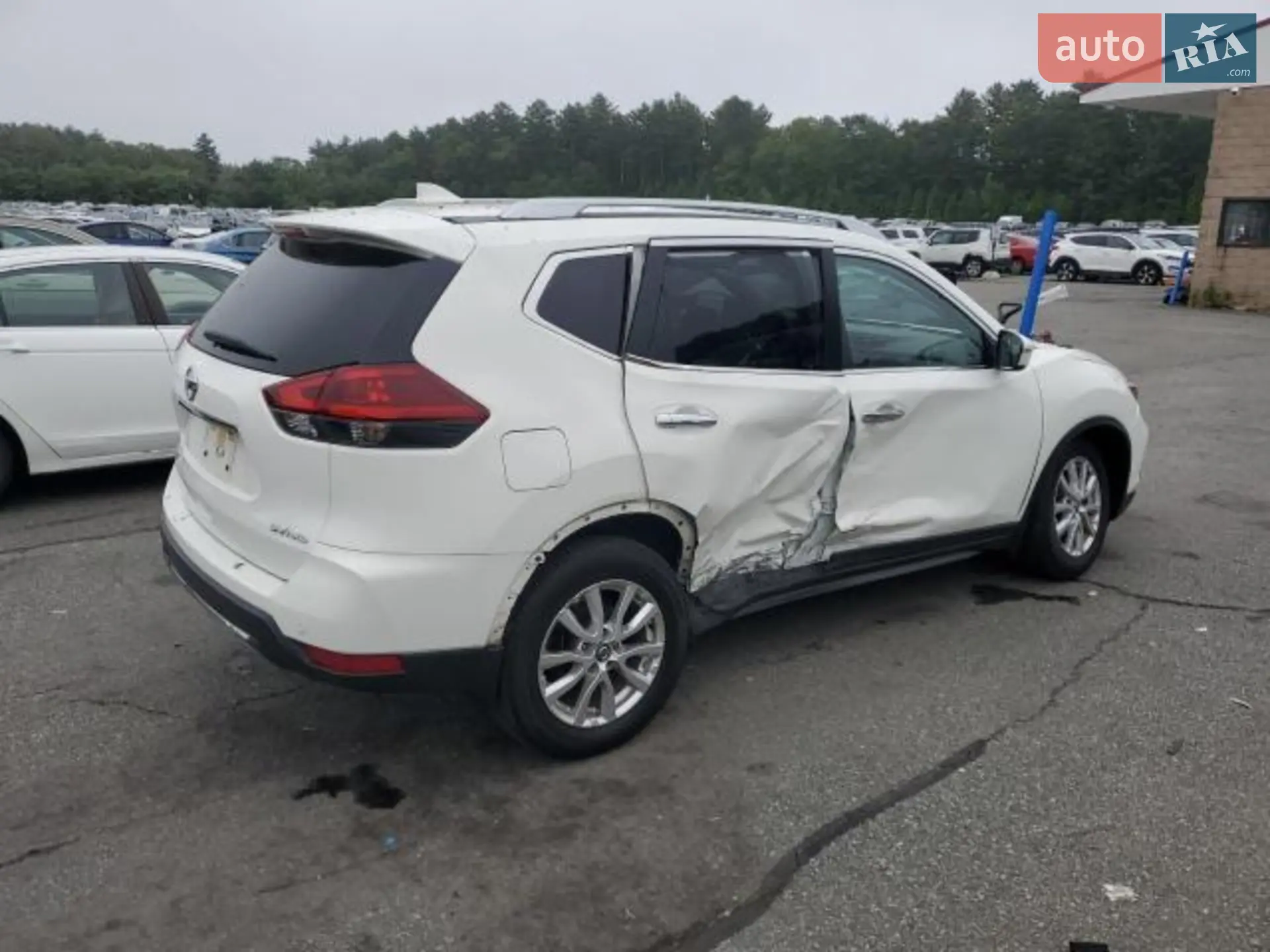2020 Nissan Rogue - мініатюра 11