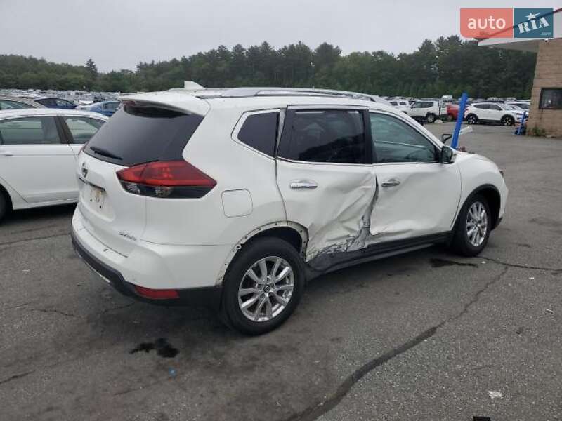 Внедорожник / Кроссовер Nissan Rogue 2020 в Львове