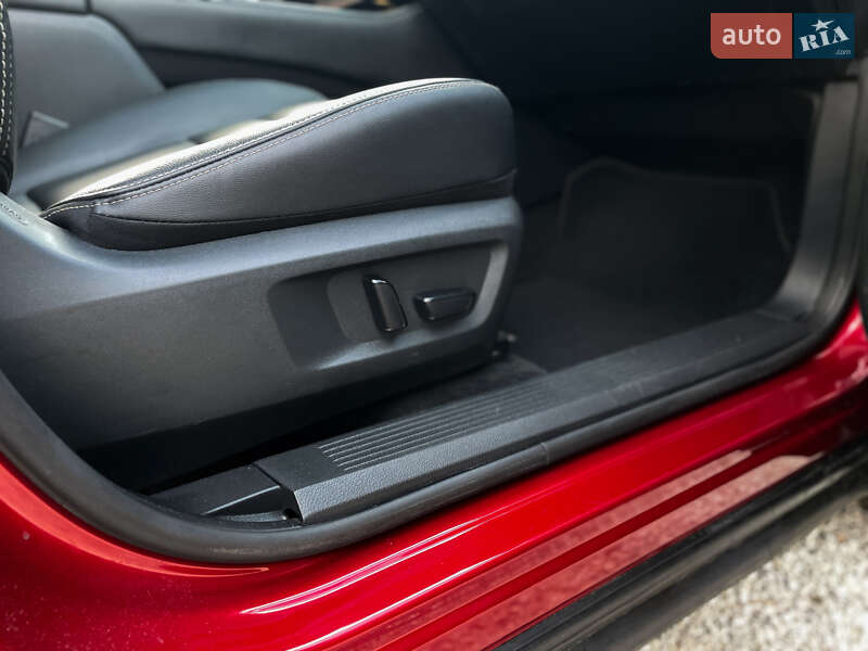 Внедорожник / Кроссовер Nissan Rogue 2021 в Одессе