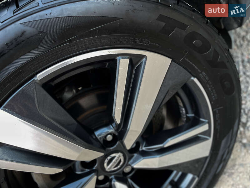 Внедорожник / Кроссовер Nissan Rogue 2021 в Одессе