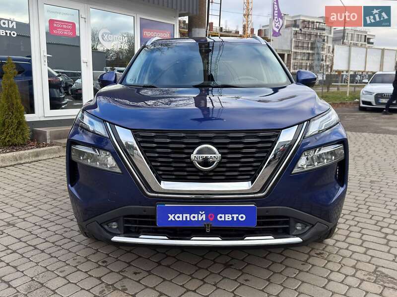 Позашляховик / Кросовер Nissan Rogue 2020 в Львові