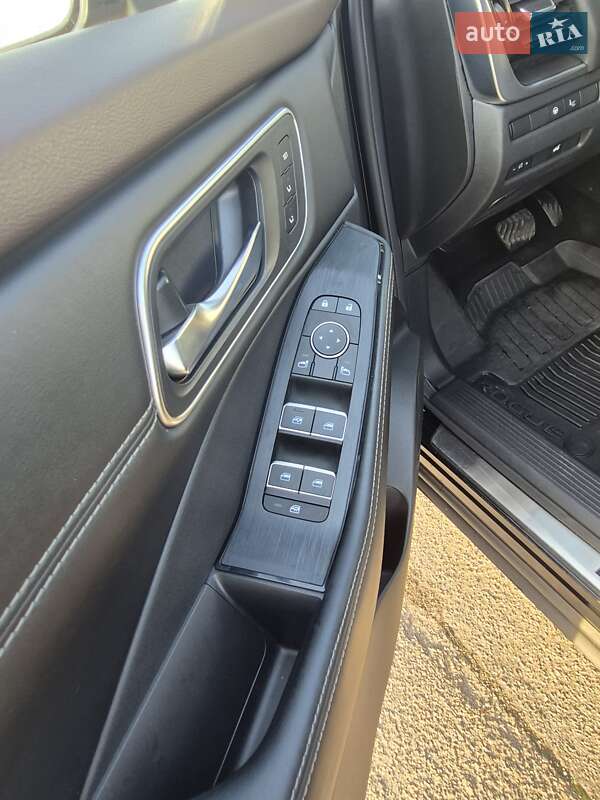 Внедорожник / Кроссовер Nissan Rogue 2020 в Николаеве