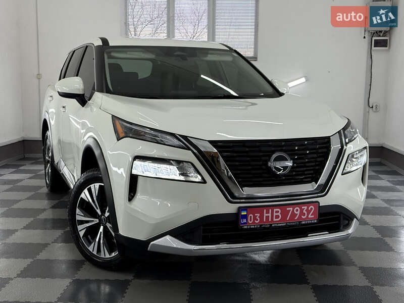 Внедорожник / Кроссовер Nissan Rogue 2023 в Трускавце