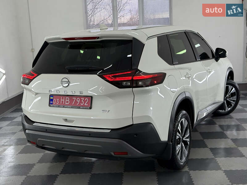 Внедорожник / Кроссовер Nissan Rogue 2023 в Трускавце