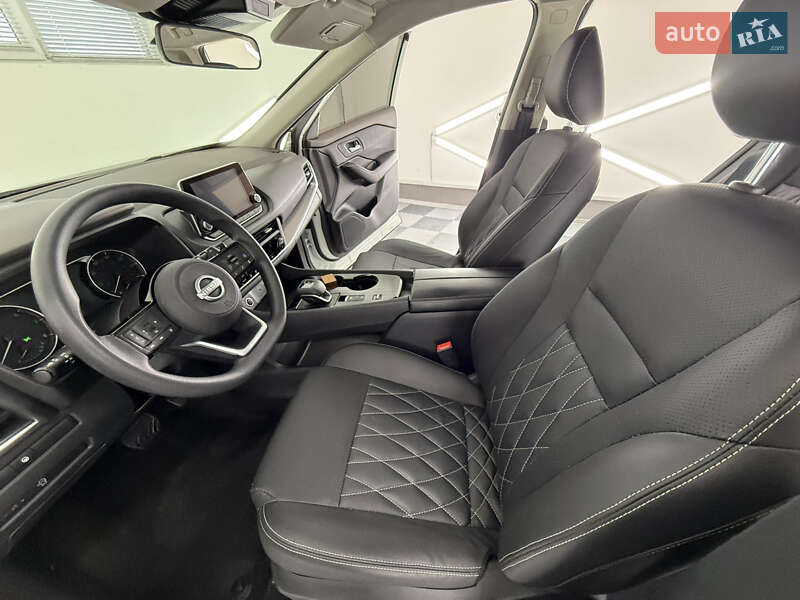 Внедорожник / Кроссовер Nissan Rogue 2023 в Трускавце