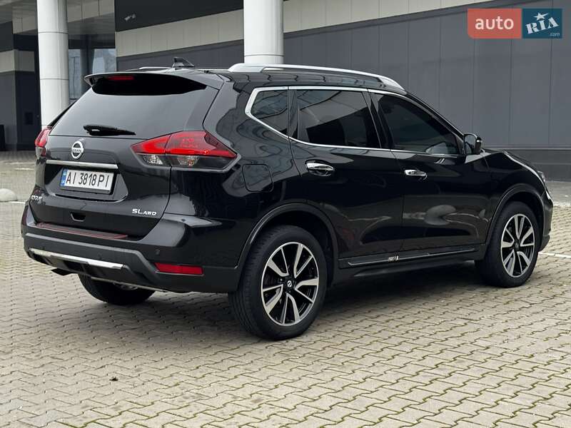 Внедорожник / Кроссовер Nissan Rogue 2018 в Киеве