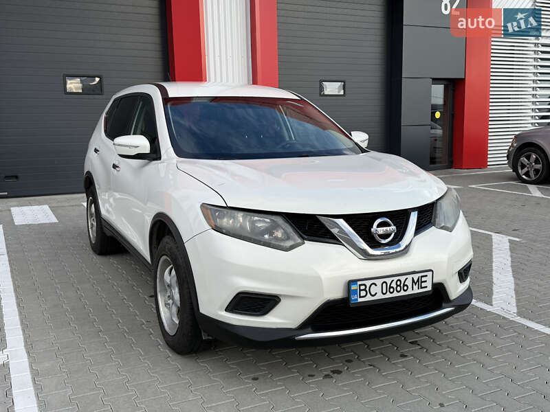 Внедорожник / Кроссовер Nissan Rogue 2014 в Городке