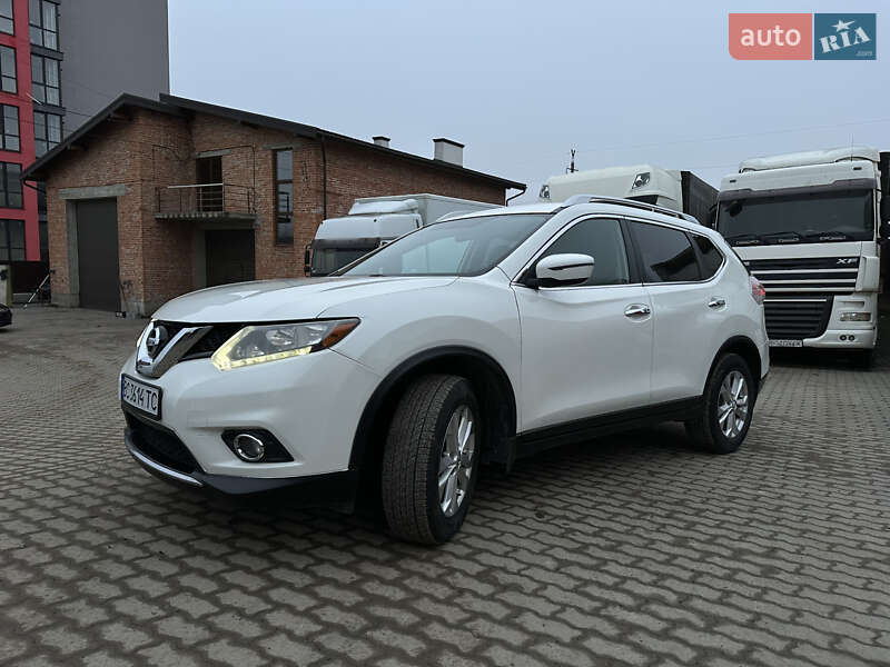 Внедорожник / Кроссовер Nissan Rogue 2016 в Львове