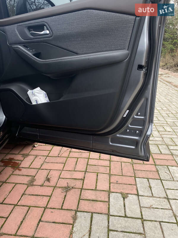 Внедорожник / Кроссовер Nissan Rogue 2020 в Запорожье