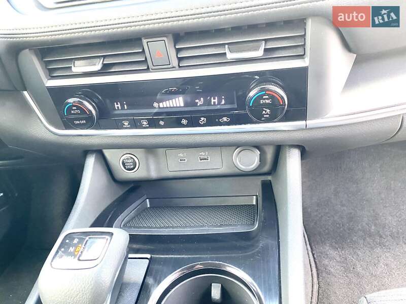 Позашляховик / Кросовер Nissan Rogue 2023 в Львові фото 16 Позашляховик / Кросовер Nissan Rogue 2023 в Львові