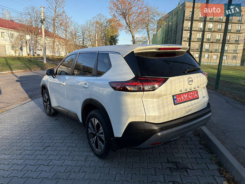 Внедорожник / Кроссовер Nissan Rogue 2022 в Каменском