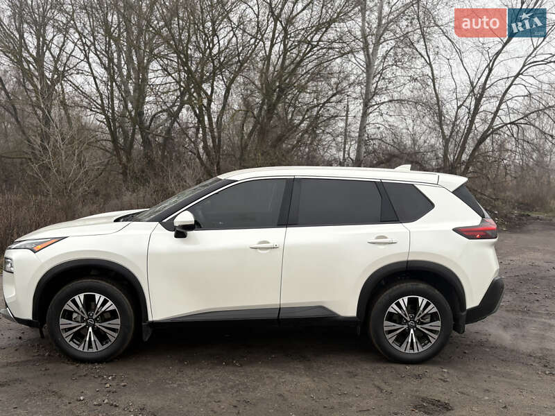 Внедорожник / Кроссовер Nissan Rogue 2022 в Каменском