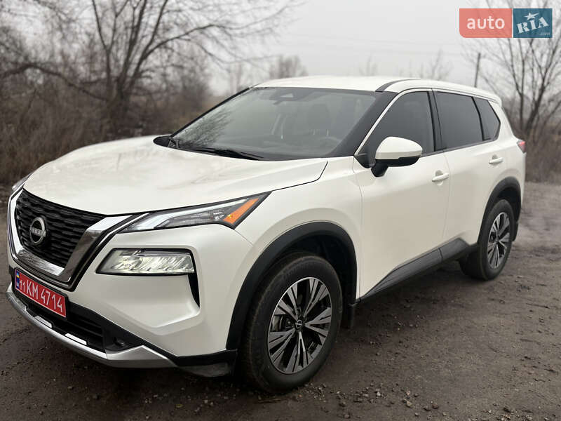 Внедорожник / Кроссовер Nissan Rogue 2022 в Каменском