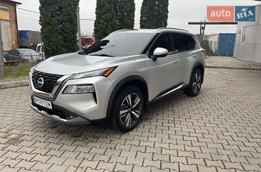 Позашляховик / Кросовер Nissan Rogue 2021 в Сумах