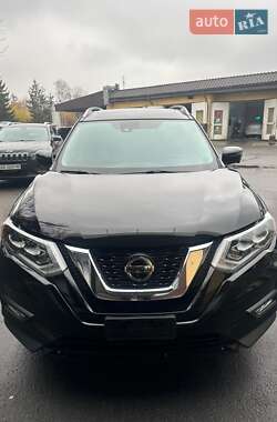 Позашляховик / Кросовер Nissan Rogue 2017 в Вінниці
