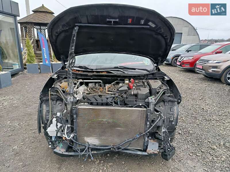 Внедорожник / Кроссовер Nissan Rogue 2021 в Луцке