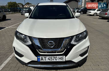 Внедорожник / Кроссовер Nissan Rogue 2016 в Ивано-Франковске