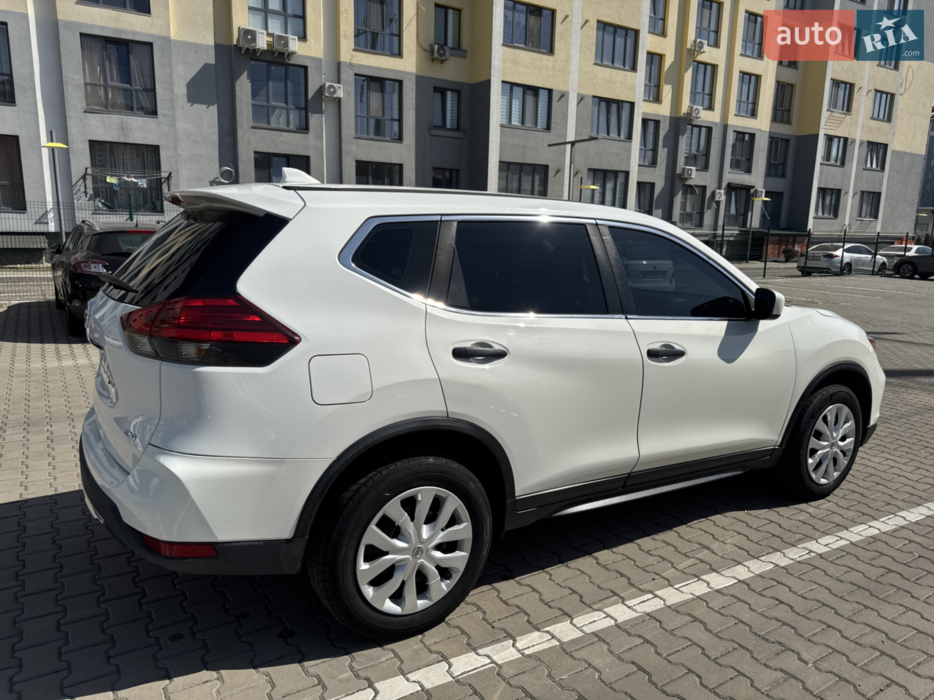 2016 Nissan Rogue - мініатюра 6