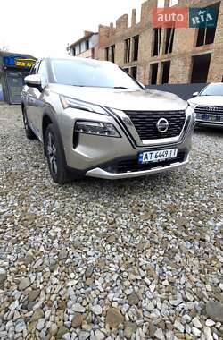 Внедорожник / Кроссовер Nissan Rogue 2021 в Ивано-Франковске