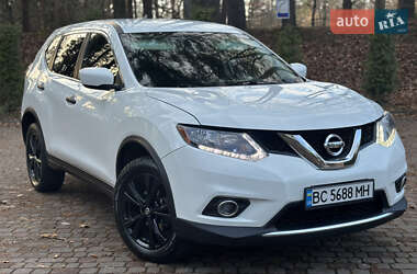 Позашляховик / Кросовер Nissan Rogue 2016 в Дрогобичі