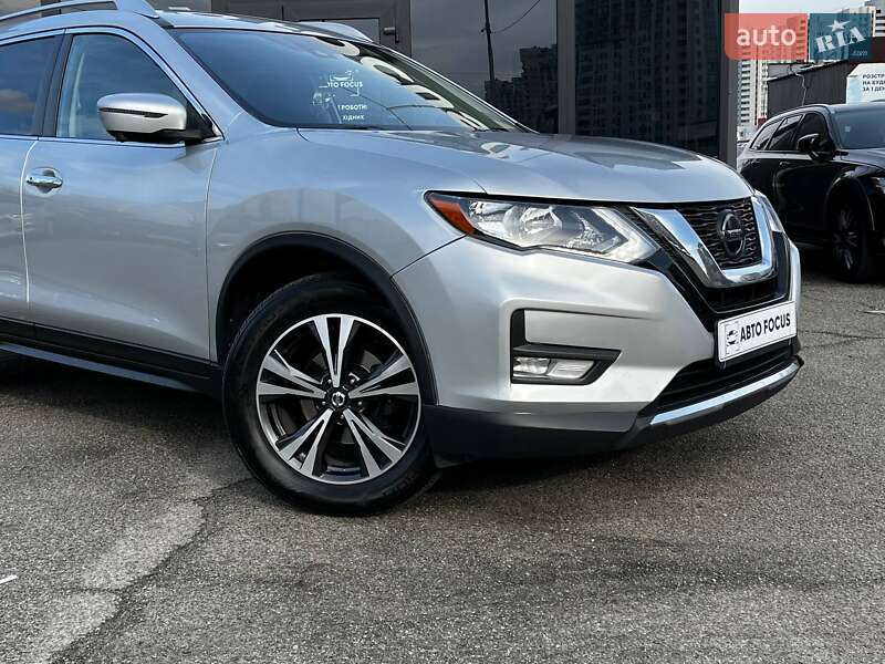 Внедорожник / Кроссовер Nissan Rogue 2018 в Киеве