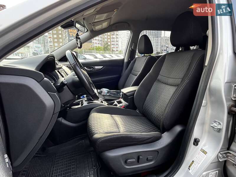 Внедорожник / Кроссовер Nissan Rogue 2018 в Киеве