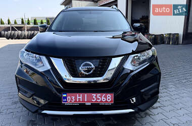 Позашляховик / Кросовер Nissan Rogue 2017 в Кам'янець-Подільському
