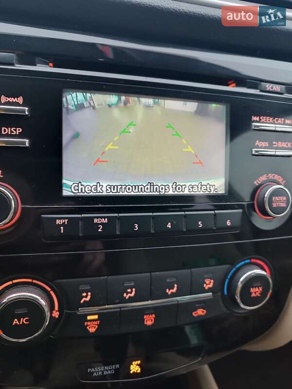 Внедорожник / Кроссовер Nissan Rogue 2016 в Прилуках